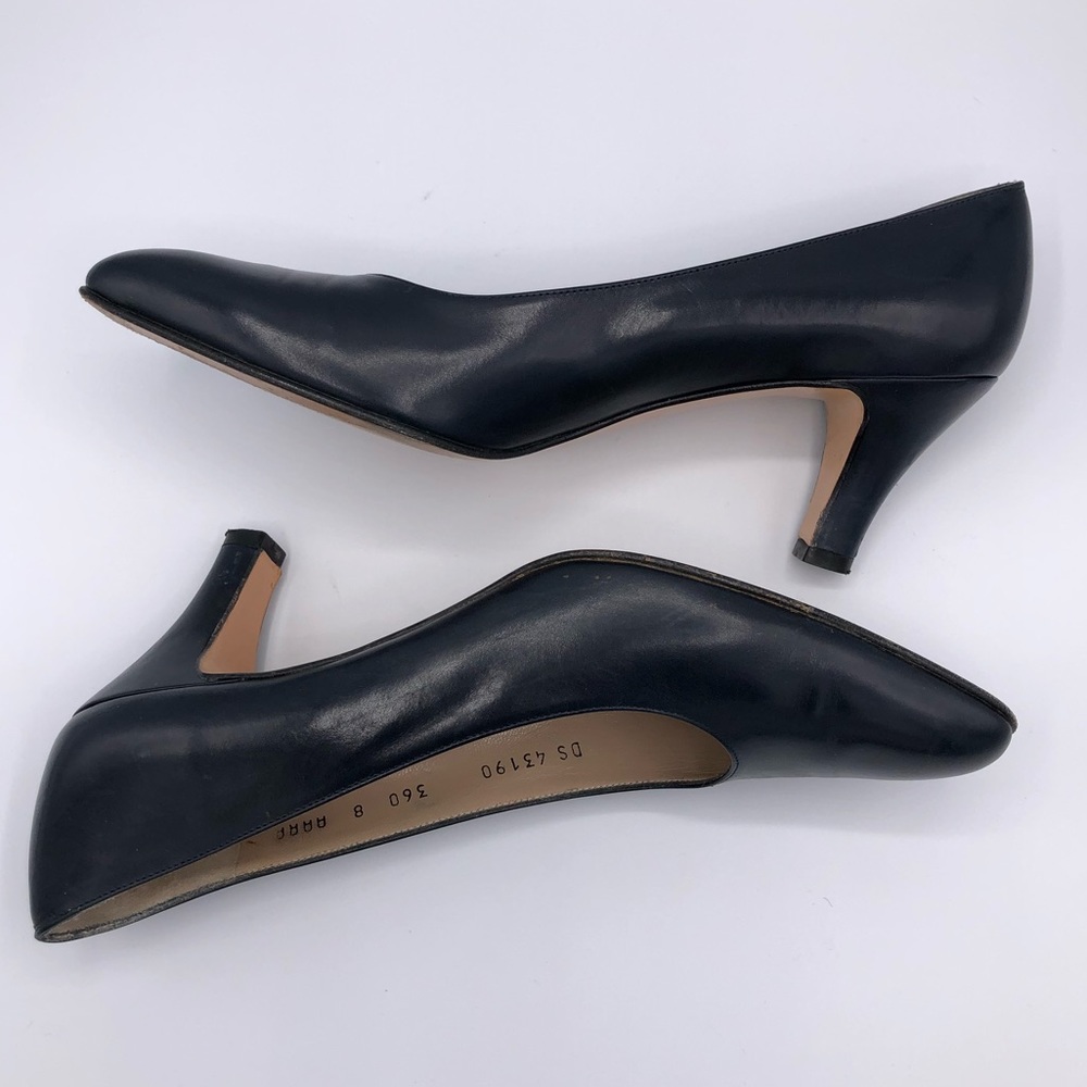 VTG Black Ferragamo Classic Pumps 8 A